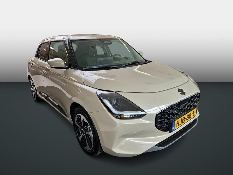 Nieuw Suzuki Swift Style 83 PK (61 kW) 2025 Bruin Hatchback