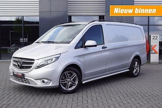 Zilver Gebruikt 2017 Mercedes Vito MPV | € 20.950 (Super prijs) - Afbeelding 1/4