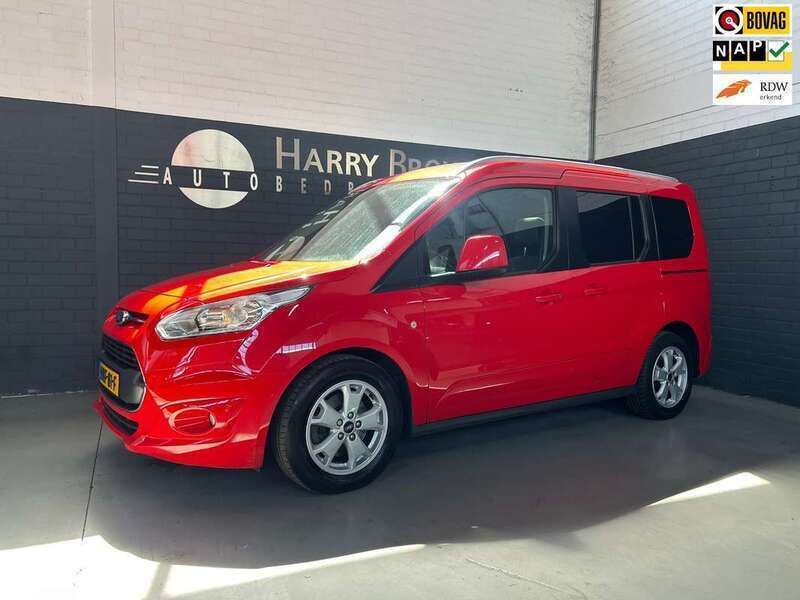 Rood, metallic lak Gebruikt 2016 Ford Tourneo Connect Titanium MPV | € 19.800 - Afbeelding 1/4