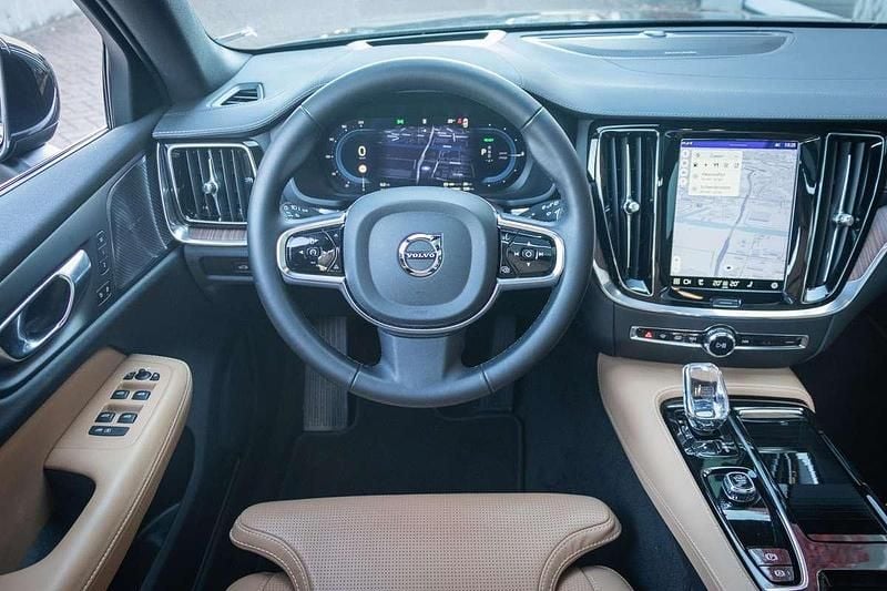 Occasion Volvo V60 Ultimate 350 PK (257 kW) 2024 Grijs Stationwagen