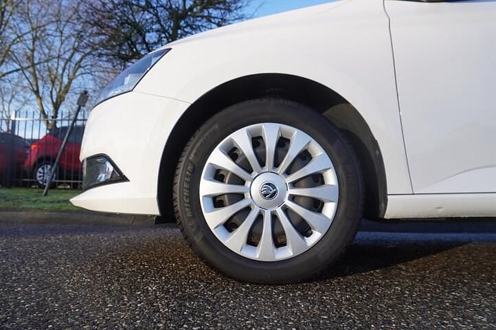 Occasion Skoda Fabia Ambition 95 PK (69 kW) 2022 Wit Hatchback