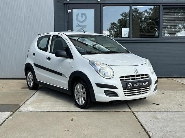 Wit Gebruikt 2015 Suzuki Alto Hatchback | € 4.950 (Eerlijke prijs) - Afbeelding 1/4
