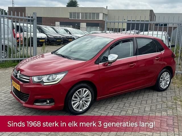 Occasion Citroën C4 Feel 131 PK (96 kW) 2015 Rood Hatchback