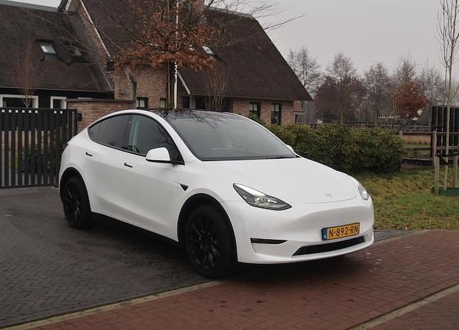 Occasion Tesla Model Y Long Range AWD 378 kW (514 PK) 2021 Wit SUV