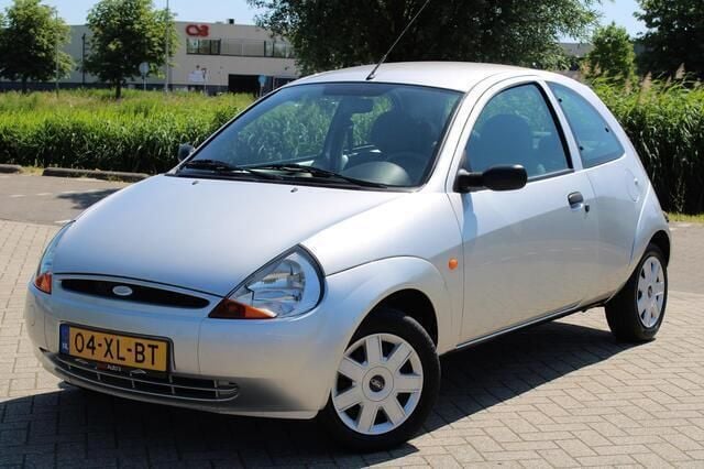 Grijs Occasion 2007 Ford Ka Futura Hatchback | € 1.950 (Duur) - Afbeelding 1/4