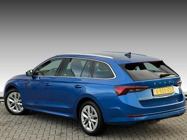 Occasion Skoda Octavia First Edition 150 PK (110 kW) 2020 Blauw (metallic) Stationwagen
