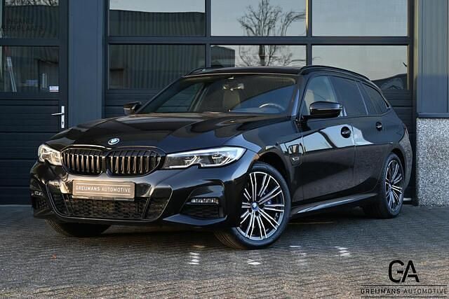 Occasion BMW 330 M Sport 291 PK (214 kW) 2022 Zwart Stationwagen