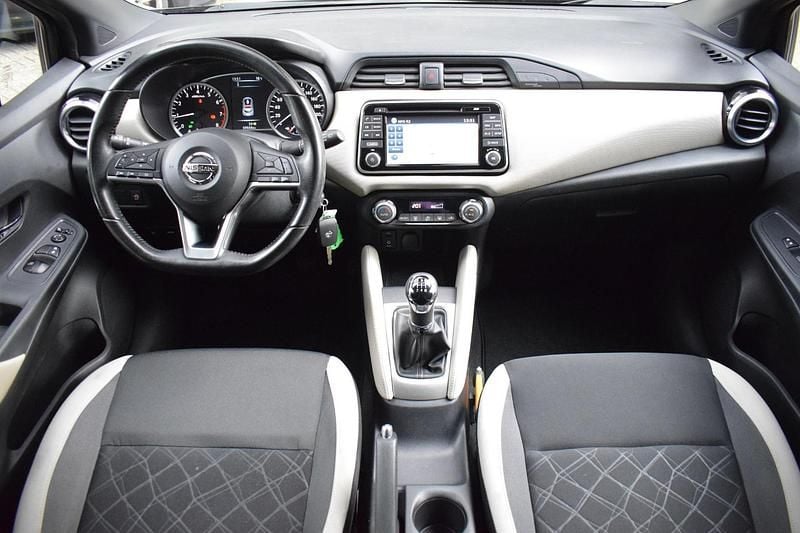 Occasion Nissan Micra N-Connecta 2018 Zwart Hatchback