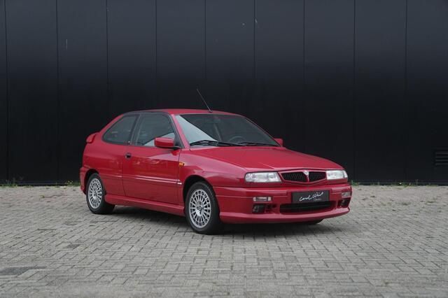 Rood Gebruikt 1998 Lancia Delta Hatchback | € 13.850 - Afbeelding 1/4