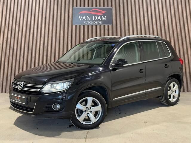 Zwart Gebruikt 2013 VW Tiguan Sport SUV | € 14.400 (Eerlijke prijs) - Afbeelding 1/4