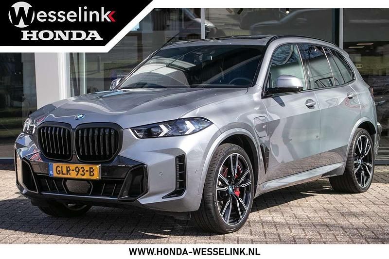 Grijs Gebruikt 2024 BMW X5 Comfort Edition SUV | € 109.750 (Duur) - Afbeelding 1/4