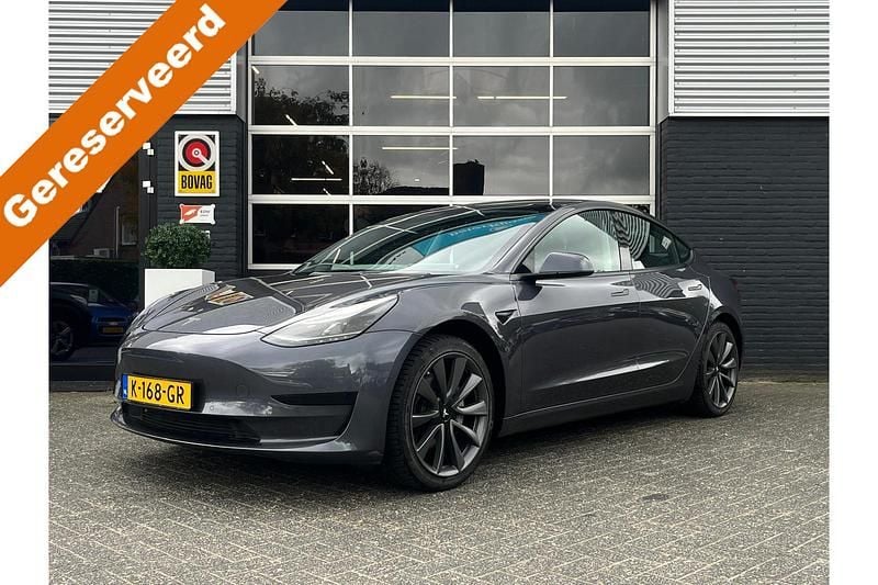 Grijs Gebruikt 2020 Tesla Model 3 Standard Range Sedan | € 17.995 (Goede deal) - Afbeelding 1/4