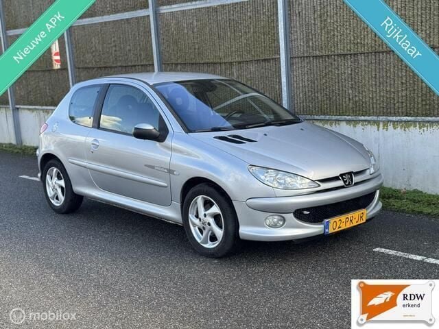 Occasion Peugeot 206 Quiksilver 88 PK (64 kW) 2004 Grijs Hatchback