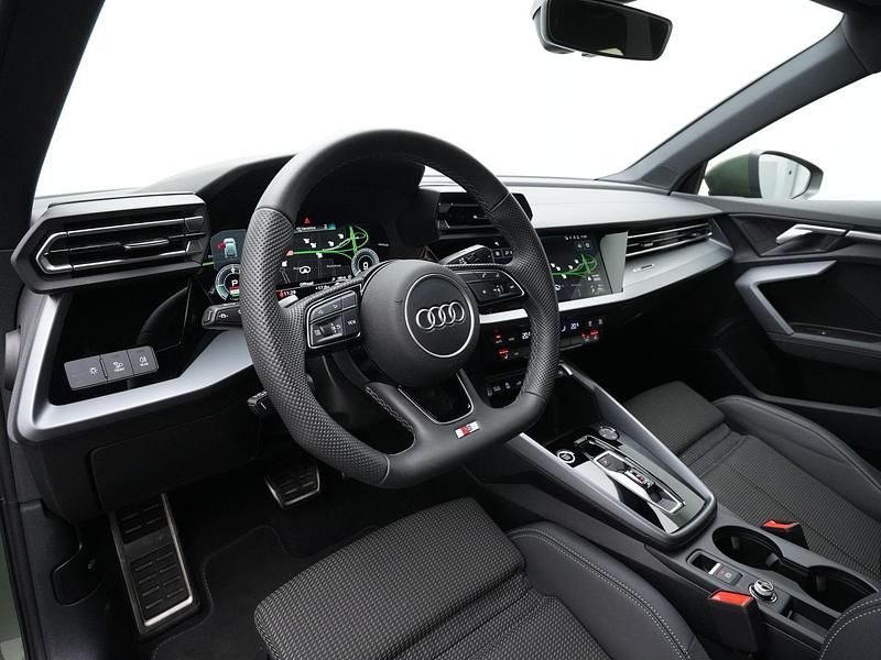 Occasion Audi A3 Sportback e-tron S-Line 204 PK (150 kW) 2025 Groen (metallic) Hatchback