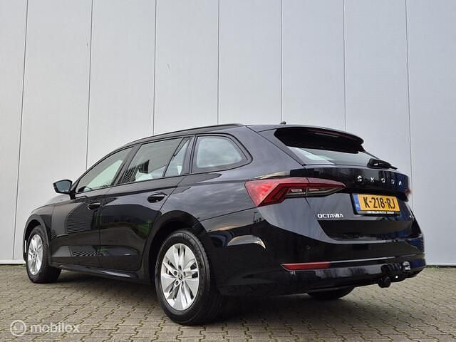 Occasion Skoda Octavia 110 PK (80 kW) 2021 Zwart Stationwagen