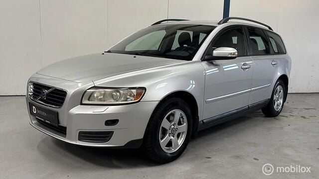 Grijs Occasion 2007 Volvo V50 Kinetic Stationwagen | € 8.445 (Duur) - Afbeelding 1/4