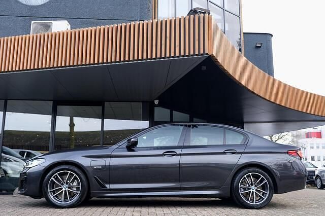 Occasion BMW 530e M Sport 184 PK (135 kW) 2022 Grijs (metallic) Sedan