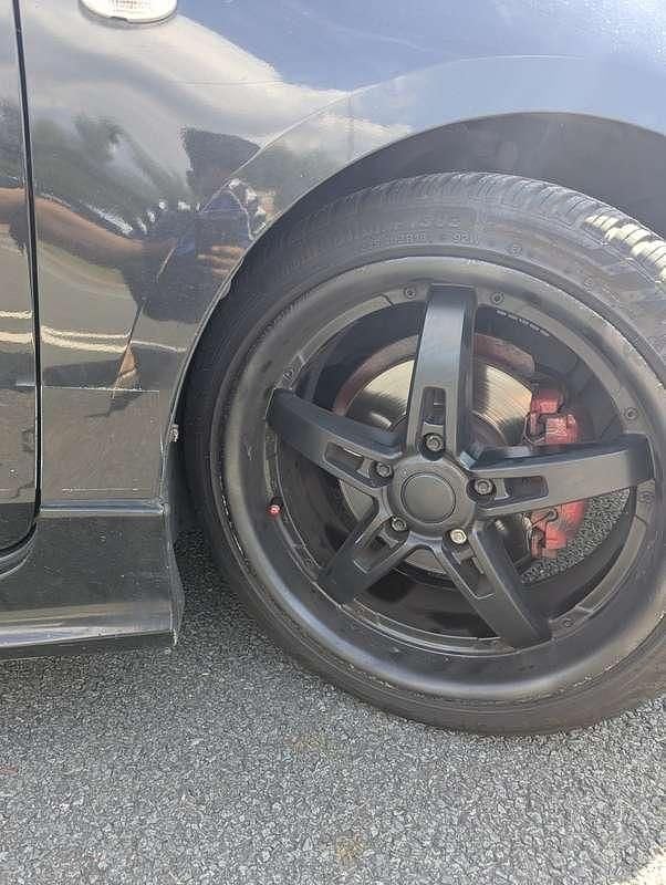 Zwart Gebruikt 2006 Mazda 3 Sedan | € 2.999 (Eerlijke prijs) - Afbeelding 1/4