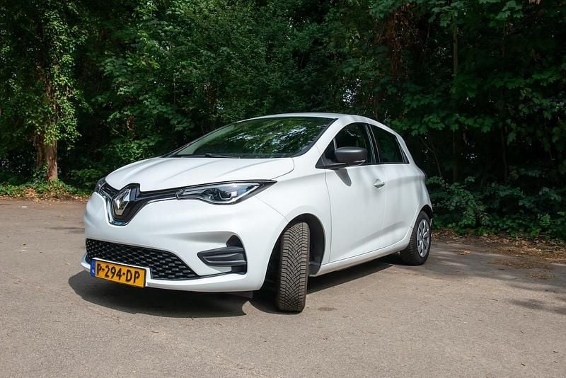 Occasion Renault Zoe Life 80 kW (109 PK) 2020 Wit (metallic) Hatchback