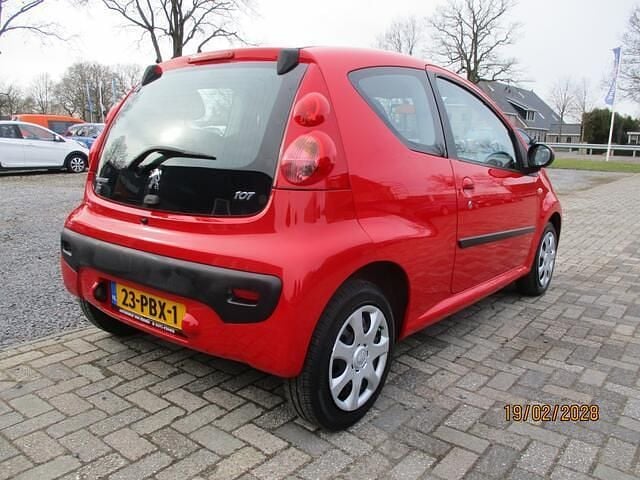 Occasion Peugeot 107 68 PK (50 kW) 2011 Rood Hatchback