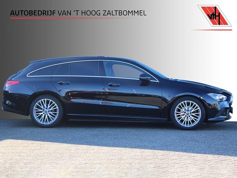 Occasion Mercedes CLA180 Business 136 PK (100 kW) 2022 Zwart Sedan