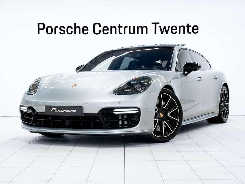 Zilver, metallic lak Gebruikt 2019 Porsche Panamera Turbo S Executive Sedan | € 134.900 - Afbeelding 1/4