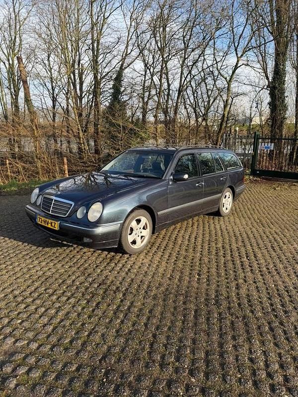 Occasion Mercedes E240 170 PK (125 kW) 2002