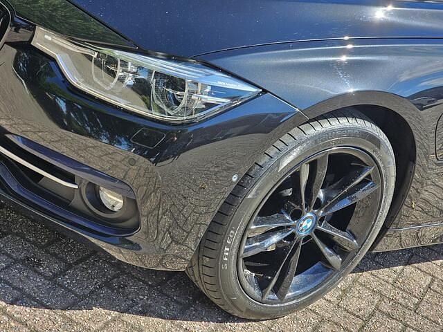 Occasion BMW 330 Executive 245 PK (180 kW) 2018 Zwart Sedan