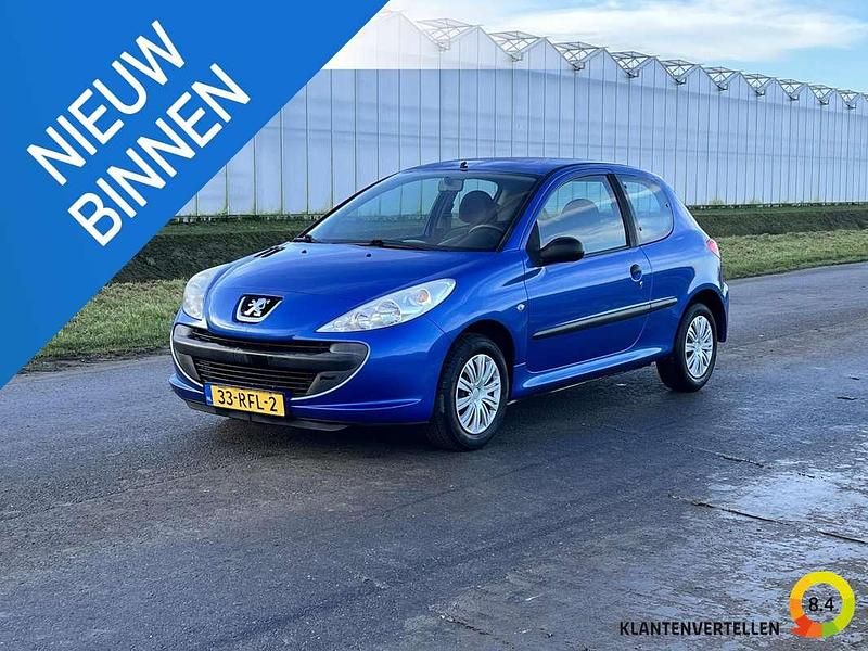 Blauw Gebruikt 2011 Peugeot 206+ Hatchback | € 2.950 (Iets duurder) - Afbeelding 1/4