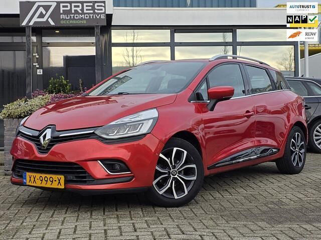 Rood Occasion 2019 Renault Clio GrandTour Intens Stationwagen | € 8.950 (Eerlijke prijs) - Afbeelding 1/4