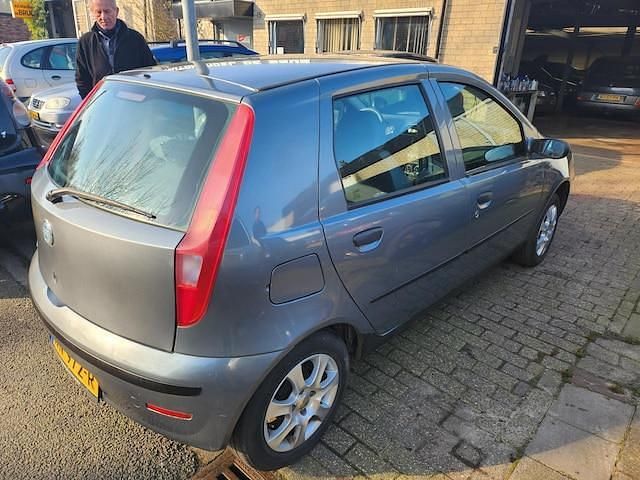 Occasion Fiat Punto 2005 Grijs Hatchback