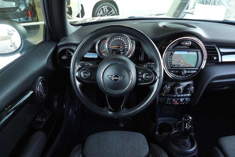 Occasion Mini ONE Comfort 102 PK (75 kW) 2020 Grijs (metallic) Hatchback