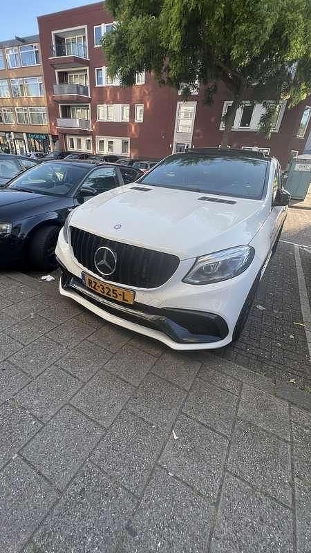 Gebruikt 2016 Mercedes GLE63 AMG AMG SUV | € 55.000 (Eerlijke prijs) - Afbeelding 1/4