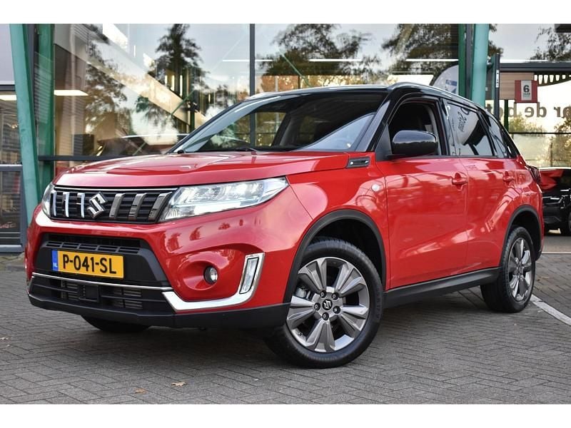 Rood Gebruikt 2021 Suzuki Vitara SUV | € 24.999 (Eerlijke prijs) - Afbeelding 1/4