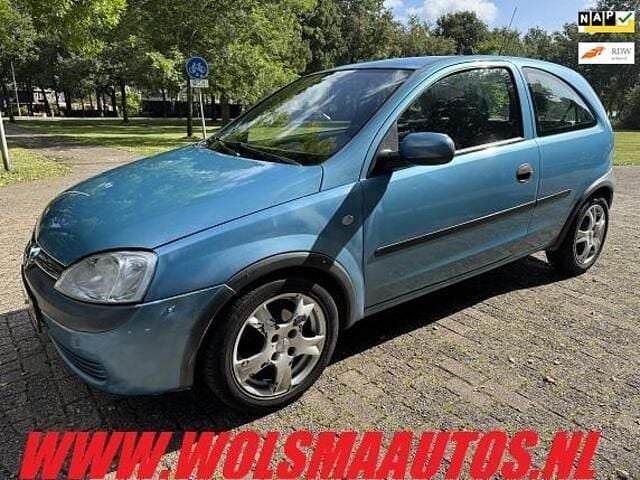 Blauw Gebruikt 2001 Opel Corsa Hatchback | € 750 (Goede deal) - Afbeelding 1/4