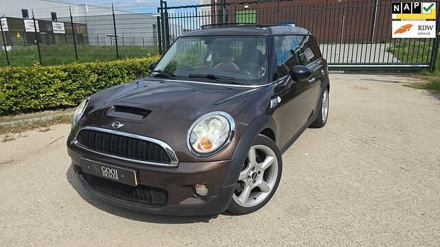 Bruin Gebruikt 2008 Mini Cooper Clubman Stationwagen | € 4.650 (Iets duurder) - Afbeelding 1/4