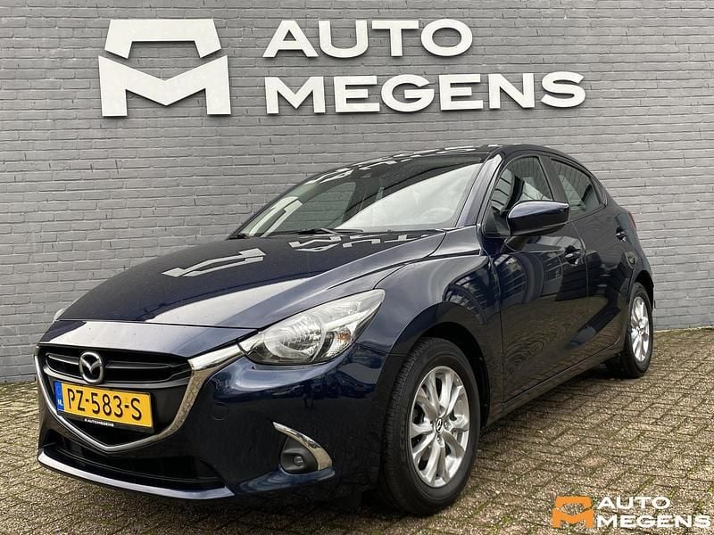 Blauw Gebruikt 2017 Mazda 2 Dynamic Hatchback | € 11.900 (Eerlijke prijs) - Afbeelding 1/4