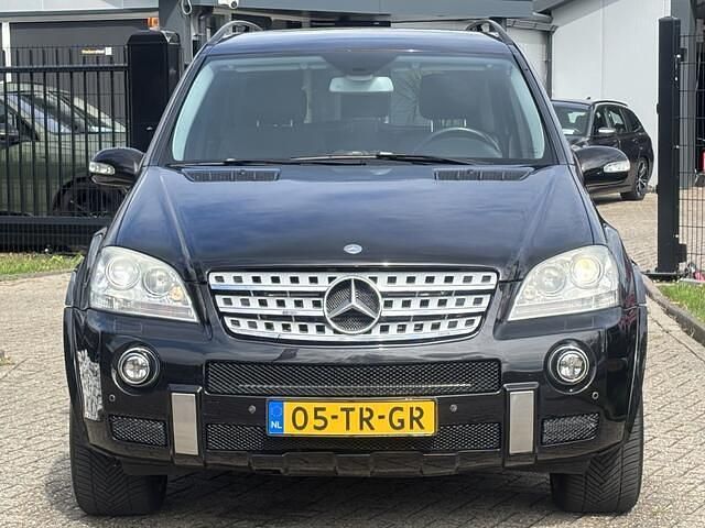 Occasion Mercedes ML320 AMG 225 PK (165 kW) 2007 Zwart SUV