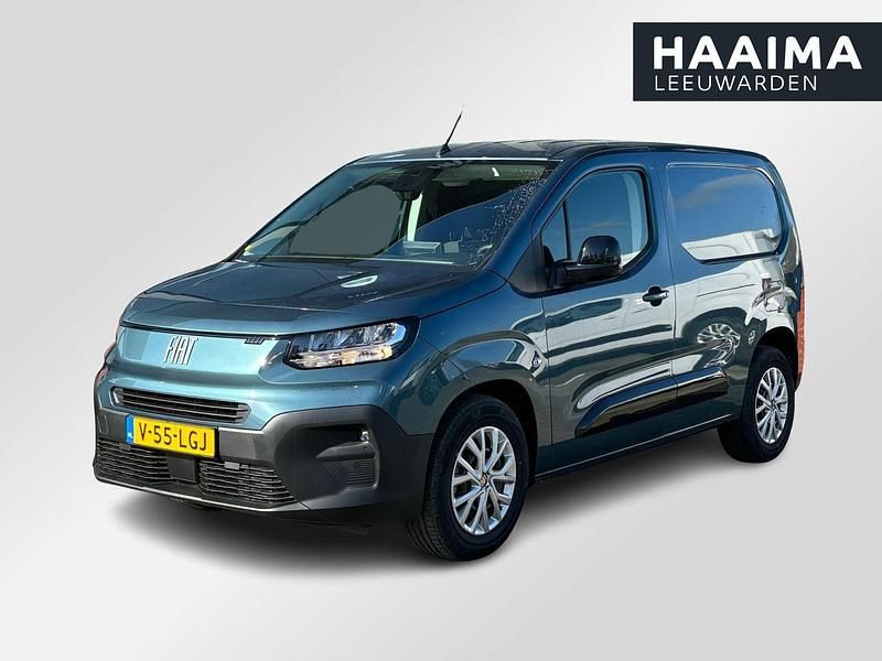 Zwart Gebruikt 2023 Fiat e-Doblò MPV | € 25.950 (Eerlijke prijs) - Afbeelding 1/4