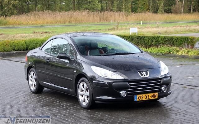 Zwart Gebruikt 2007 Peugeot 307 CC Cabriolet | € 2.899 (Goede deal) - Afbeelding 1/4