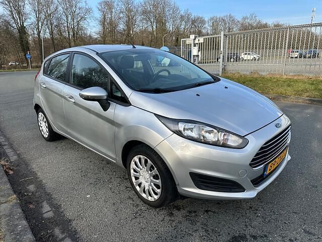 Occasion Ford Fiesta 65 PK (47 kW) 2013 Grijs Hatchback