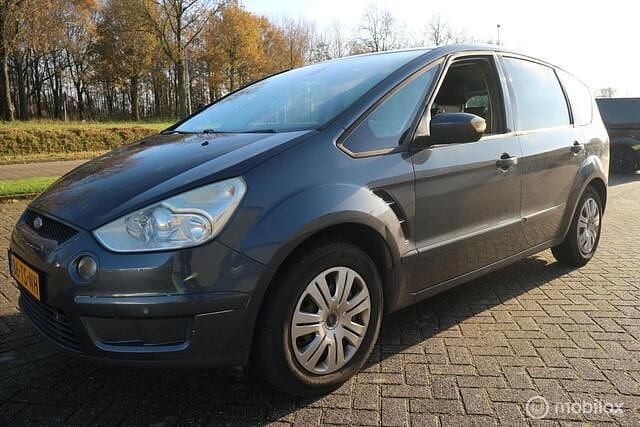 Grijs Gebruikt 2007 Ford S-MAX S MPV | € 1.800 (Goede deal) - Afbeelding 1/4