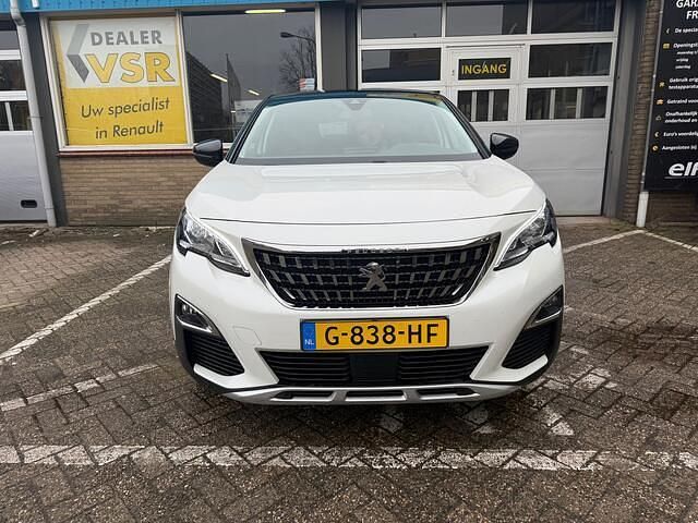 Wit Occasion 2019 Peugeot 3008 Premium SUV | € 11.950 (Goede deal) - Afbeelding 1/4