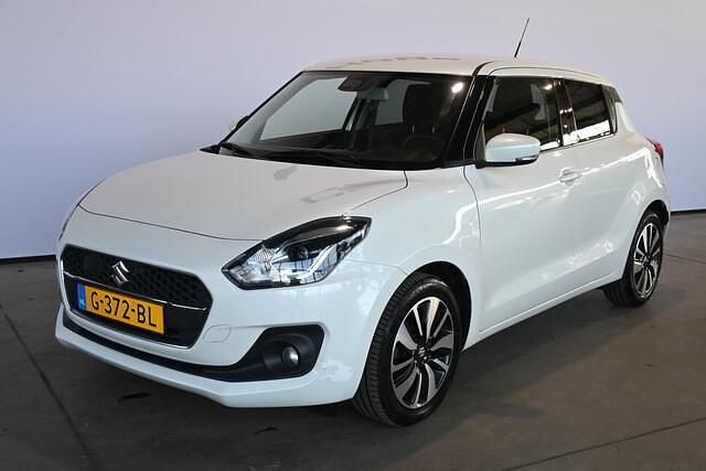 Occasion Suzuki Swift 111 PK (81 kW) 2019 Wit Hatchback