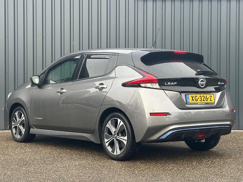 Occasion Nissan Leaf N-Connecta 110 kW (150 PK) 2018 Grijs Hatchback
