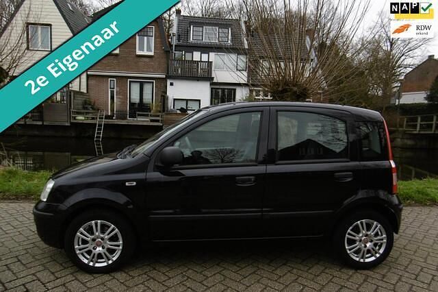 Zwart Gebruikt 2010 Fiat Panda Hatchback | € 2.295 (Eerlijke prijs) - Afbeelding 1/4