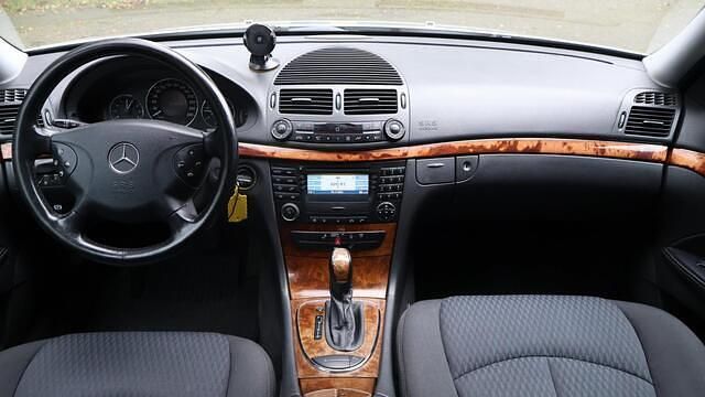 Occasion Mercedes E220 Elegance 150 PK (110 kW) 2004 Grijs Sedan