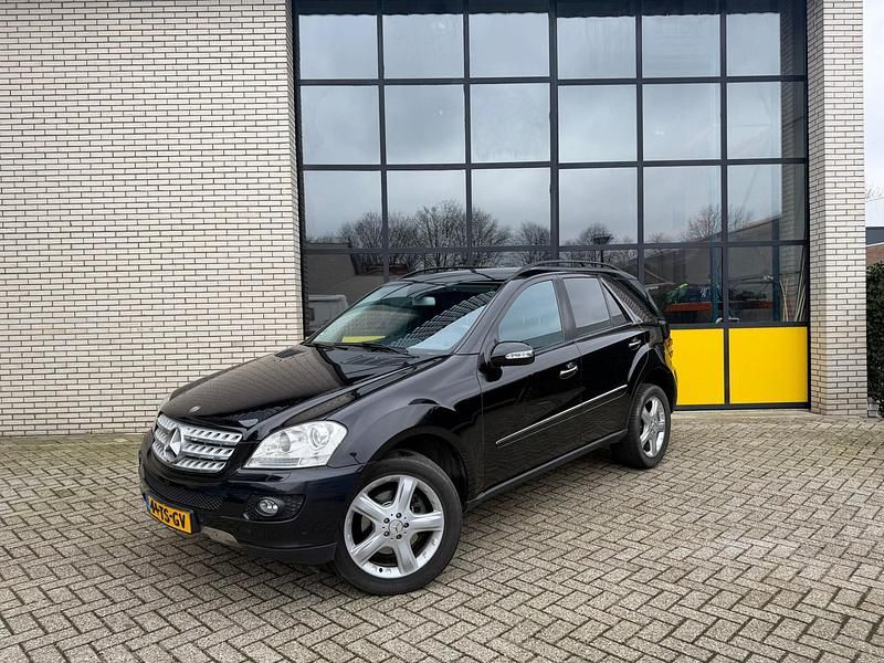 Occasion Mercedes ML320 225 PK (165 kW) 2007 Zwart SUV