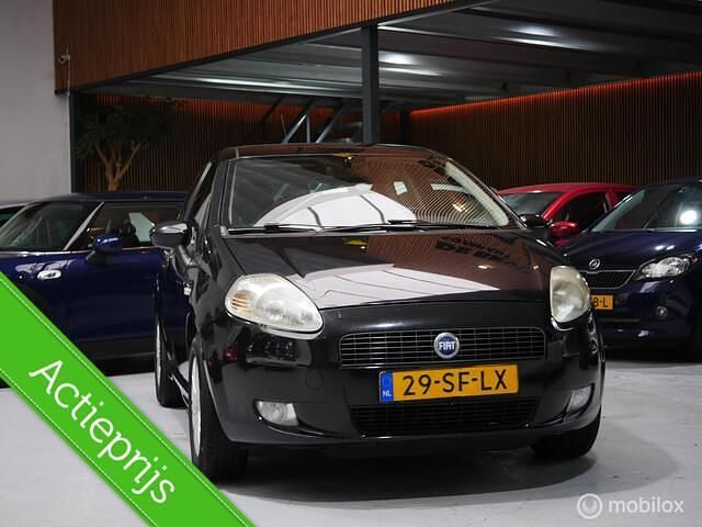 Occasion Fiat Grande Punto 77 PK (56 kW) 2005 Zwart Hatchback