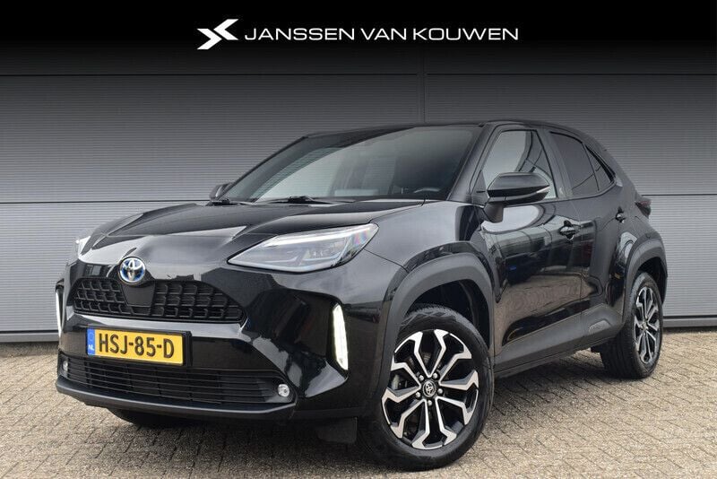 Zwart Gebruikt 2022 Toyota Yaris Cross SUV | € 27.745 (Eerlijke prijs) - Afbeelding 1/4